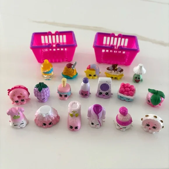Shopkins Figures & Baskets - Picture 1 of 4